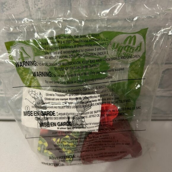 MCDONALDS SHREK THE THIRD DRAGON MATCH UP CHALLENGE TOY #4 - Picture 2 of 2